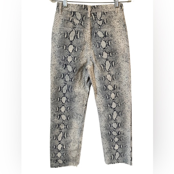 Zara Jeans Snake Print High Waist Straight Raw Hem Cream Black - Picture 3 of 9
